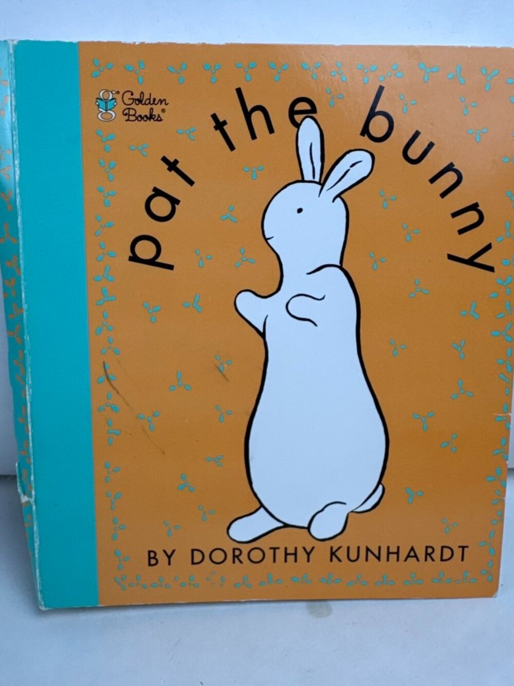 Pat The Bunny Dorothy Kunhardt Golden Touch Feel Book ISBN 0307120007